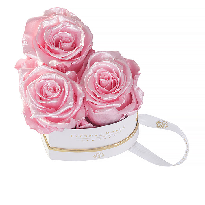 Roses that last a year - Mini Chelsea Gift Box