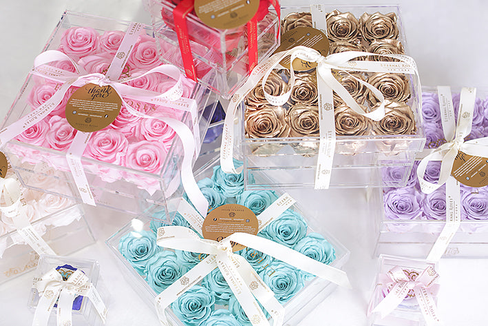Eternal Roses Madison Sixteen Rose Gift Box - Eternal Roses CA