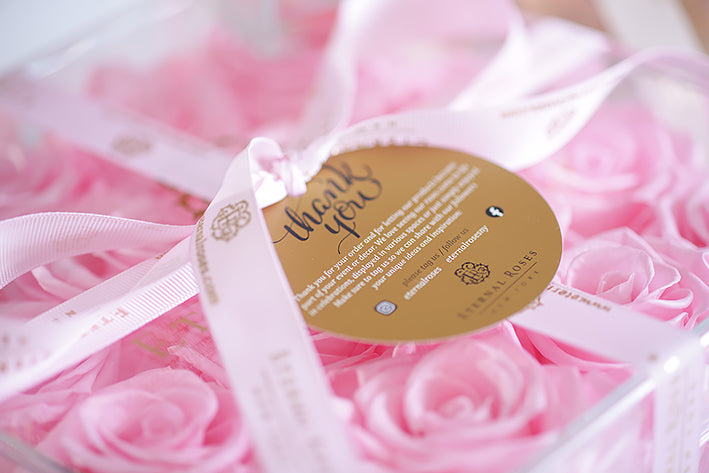 Eternal Roses Madison Sixteen Rose Gift Box - Eternal Roses CA