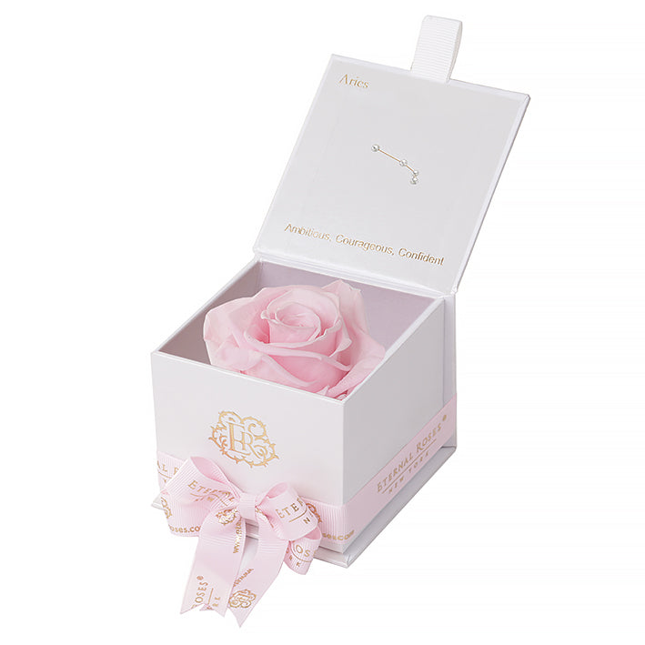 Eternal Roses Gift Box Aries White, Astor Collection - Eternal Roses CA