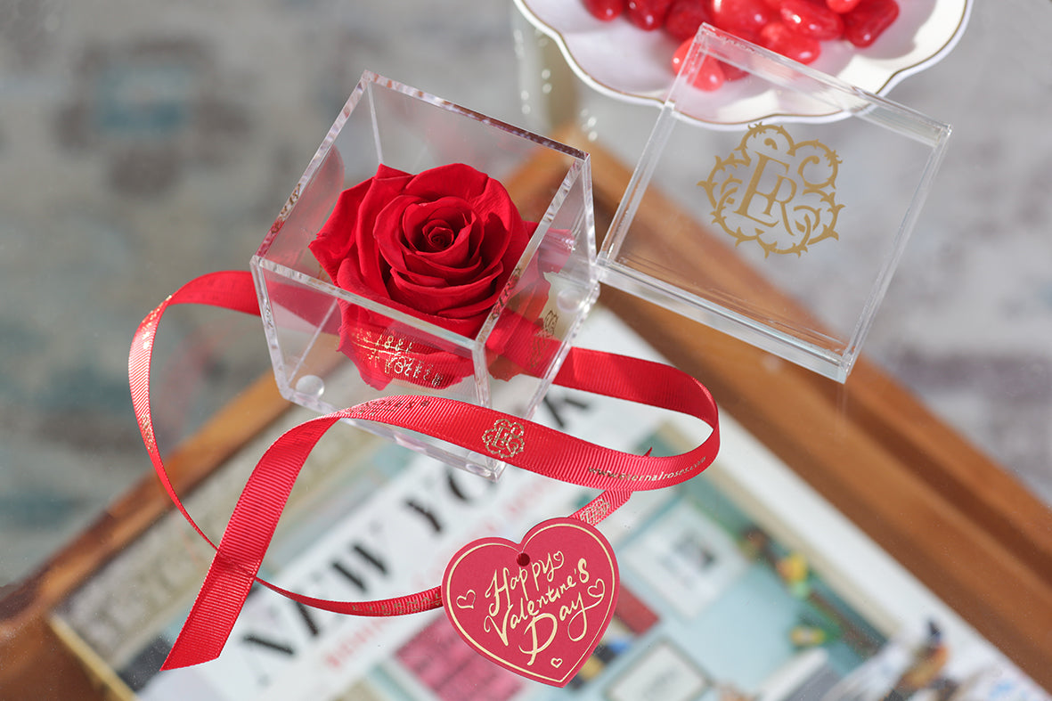 Valentine's Day Special-Eternal Roses Madison Mini Gift Box