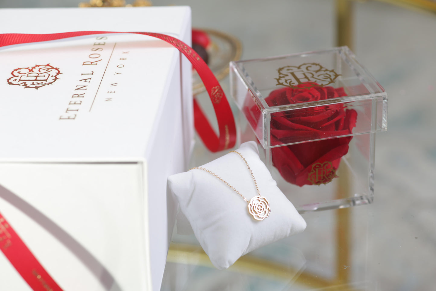 Valentine's Day Eternal Rose gift box - Special Edition