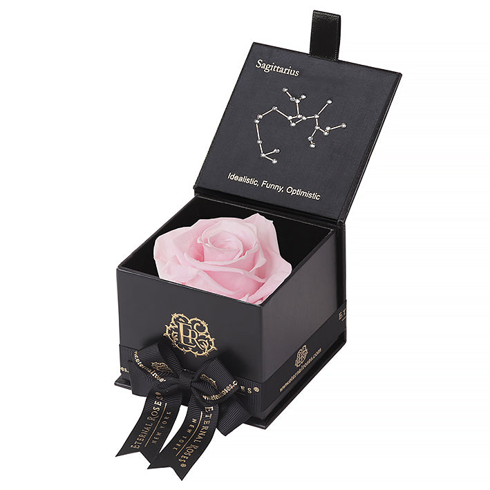 Eternal Roses Gift Box Saggitarius Black, Astor Collection - Eternal Roses CA